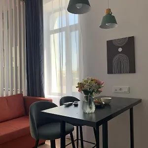 https://hotel-almaty-050062.hotels-of-almaty.com